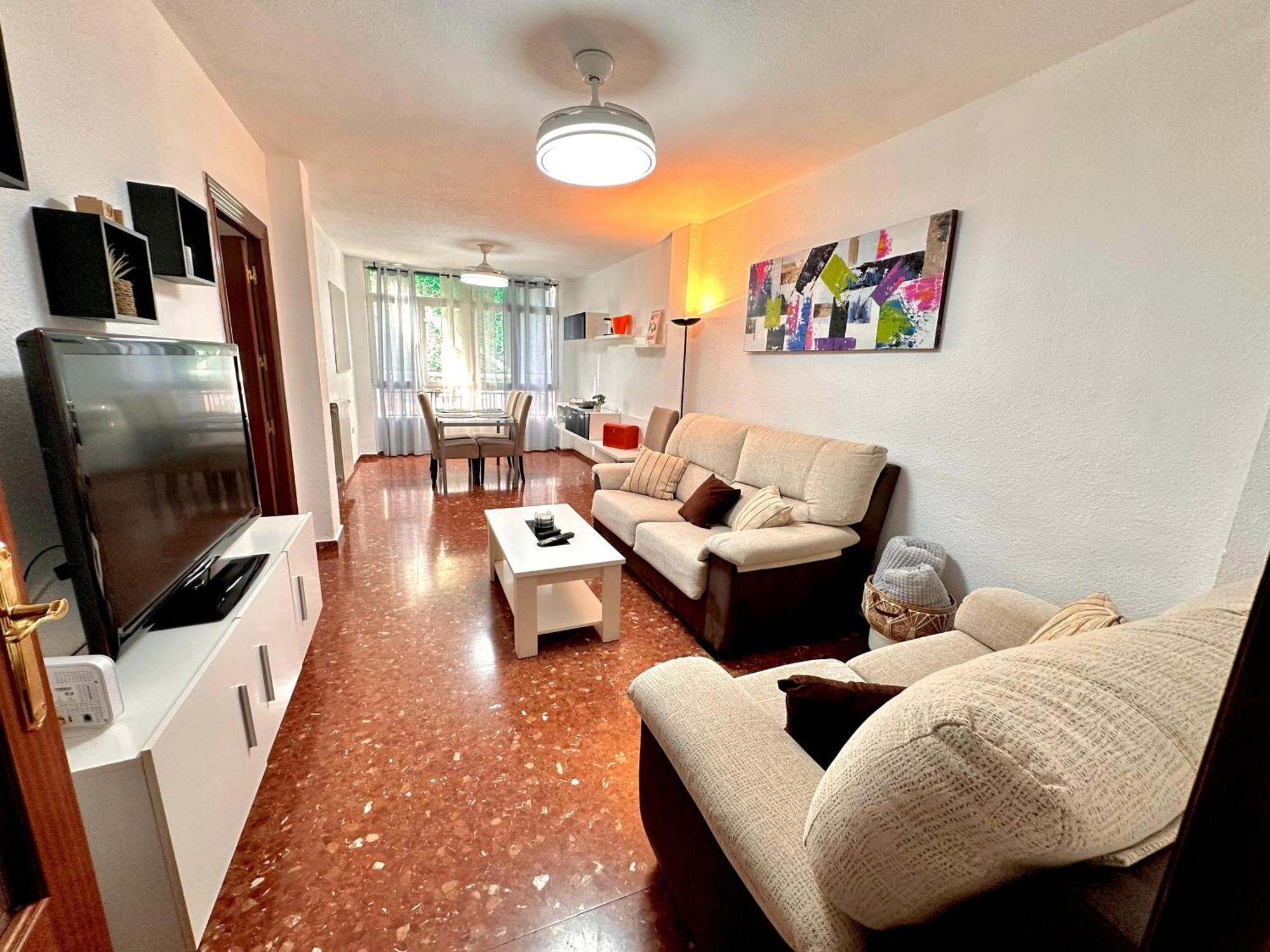 Piso Granada 3 Dormitorios Y Parking Privado Luaran gambar